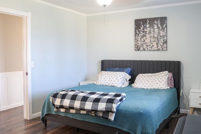 2325 W Alta Street, Springfield, MO 65810