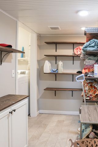 2325 W Alta Street, Springfield, MO 65810