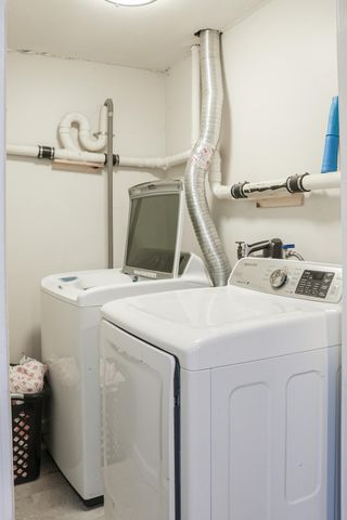 2325 W Alta Street, Springfield, MO 65810