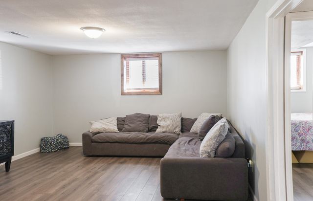 2325 W Alta Street, Springfield, MO 65810