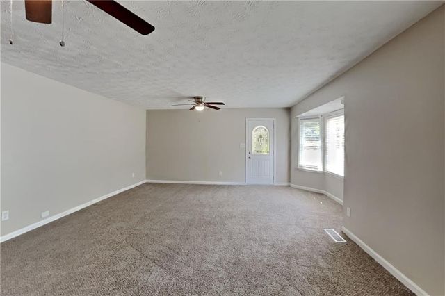 101 Chantilly Lane, Lawrenceville, GA 30043