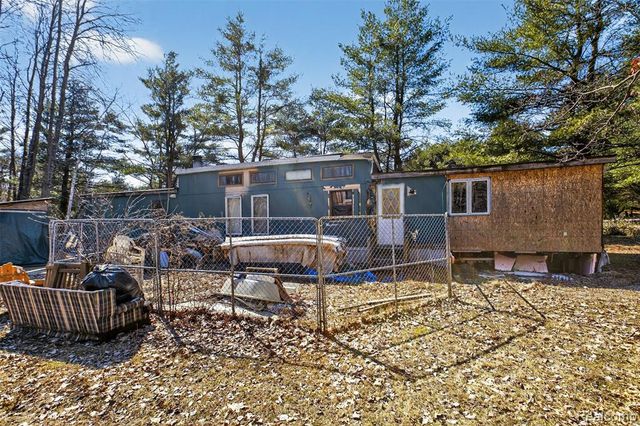 2633 S Stevens Road, Greenbush, MI 48738