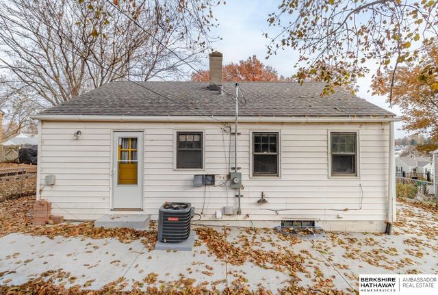 1340 S 51st Avenue, Omaha, NE 68106