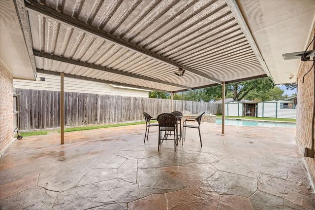 13626 Greenridge Drive, Sugar Land, TX 77498