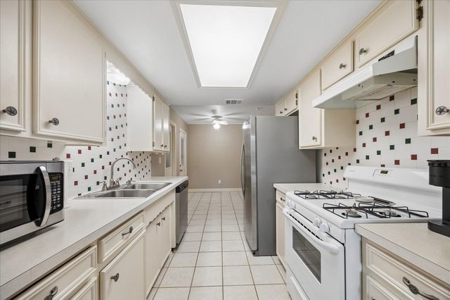 13626 Greenridge Drive, Sugar Land, TX 77498