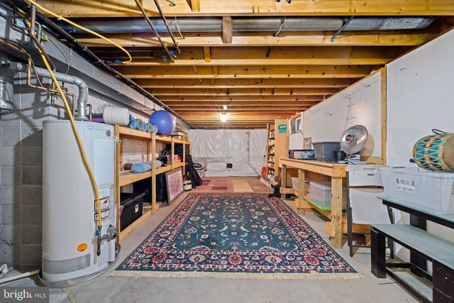 2425 HUNTERS CHASE CT, Frederick, MD 21702