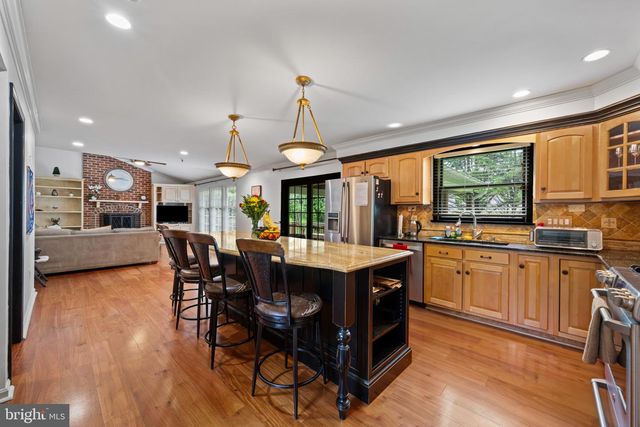 2425 HUNTERS CHASE CT, Frederick, MD 21702