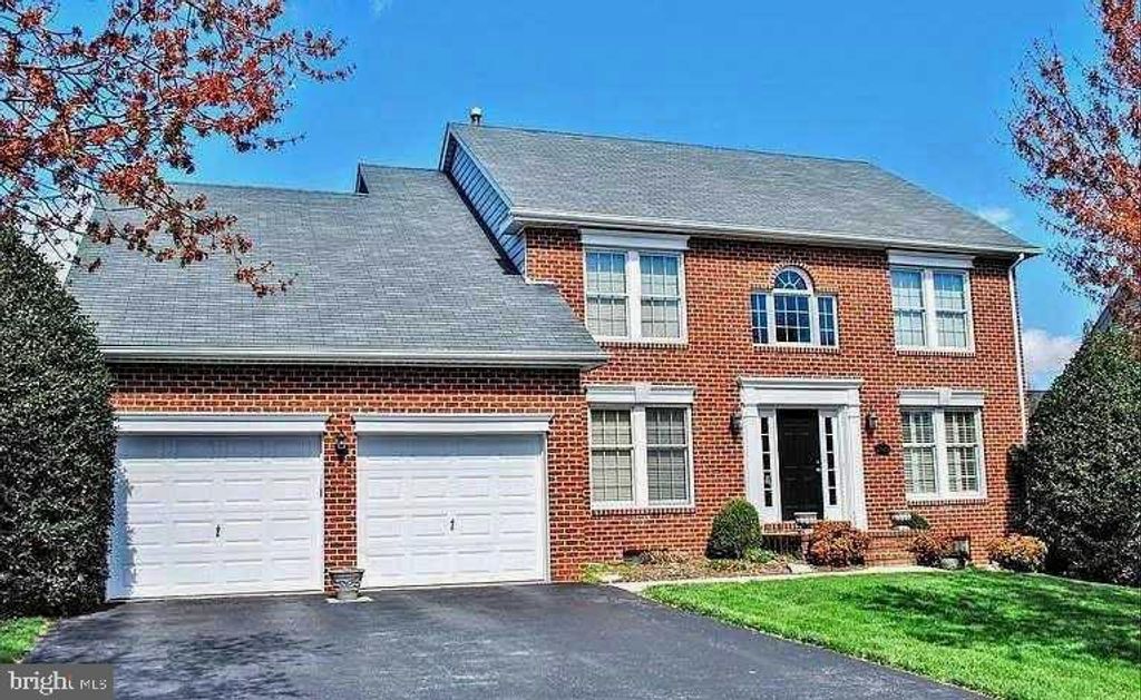 2425 HUNTERS CHASE CT, Frederick, MD 21702