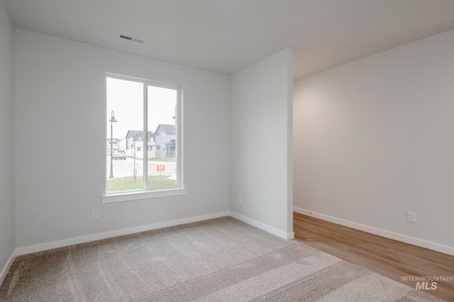 8382 E Cool River Lp, Nampa, ID 83687