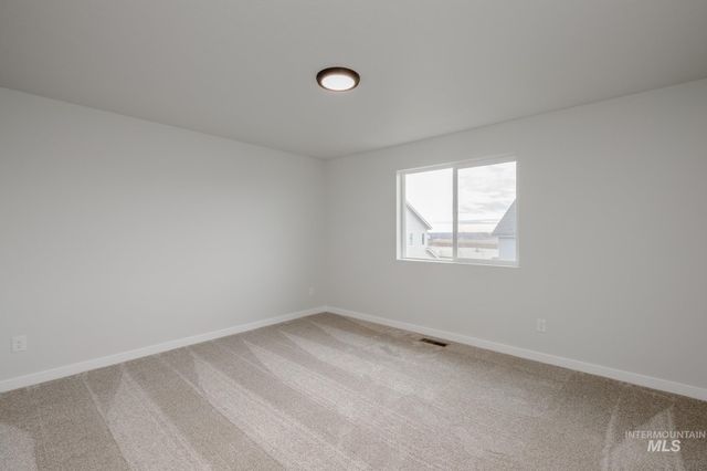 8382 E Cool River Lp, Nampa, ID 83687