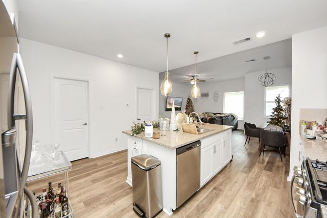 9447 Klein Lane, Houston, TX 77044