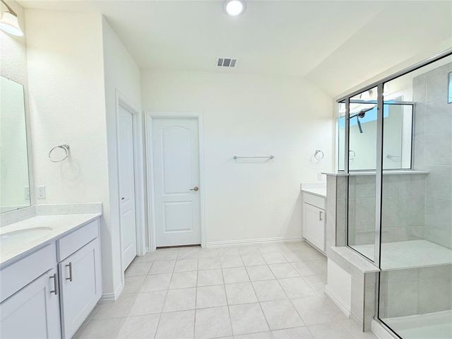 1336 Morning View RD, Georgetown, TX 78628