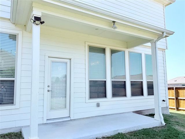 1336 Morning View RD, Georgetown, TX 78628