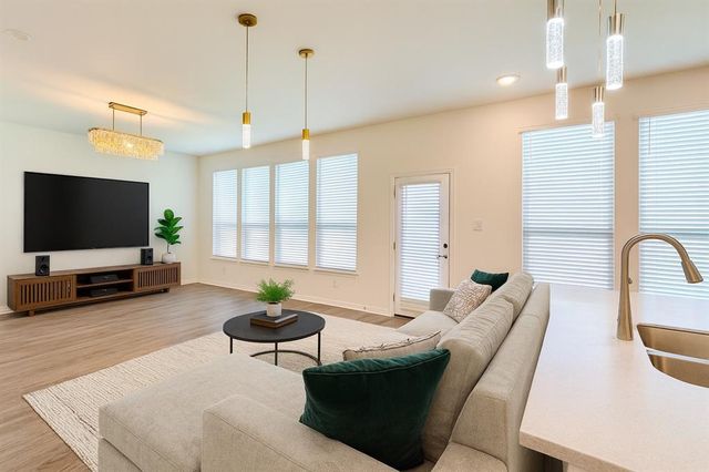 1336 Morning View RD, Georgetown, TX 78628