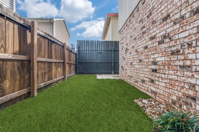 1508 Mccoy Street, Dallas, TX 75204