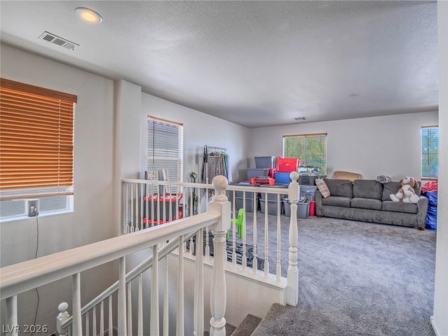 6581 Sunset Pines Street, Las Vegas, NV 89148