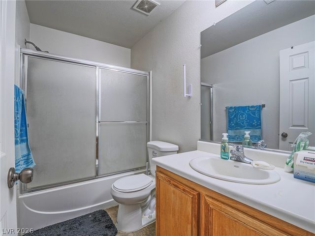 6581 Sunset Pines Street, Las Vegas, NV 89148