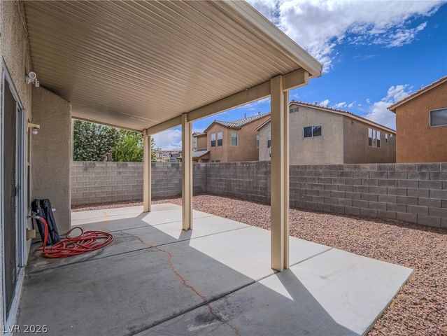 6581 Sunset Pines Street, Las Vegas, NV 89148