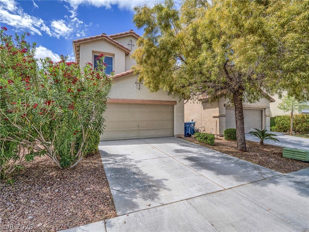 6581 Sunset Pines Street, Las Vegas, NV 89148