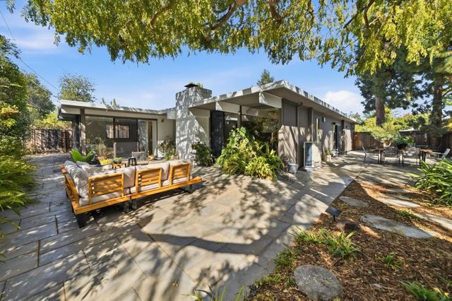 3964 Nelson Court, Palo Alto, CA 94306