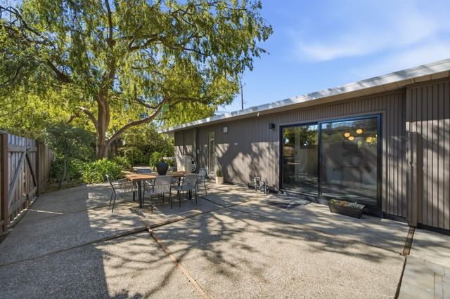 3964 Nelson Court, Palo Alto, CA 94306