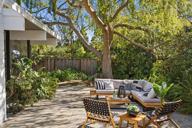 3964 Nelson Court, Palo Alto, CA 94306