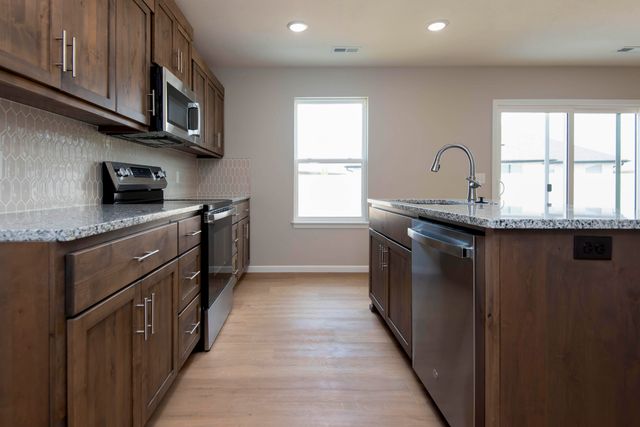 823 S Ridgemont Drive Lot 213, Nixa, MO 65714