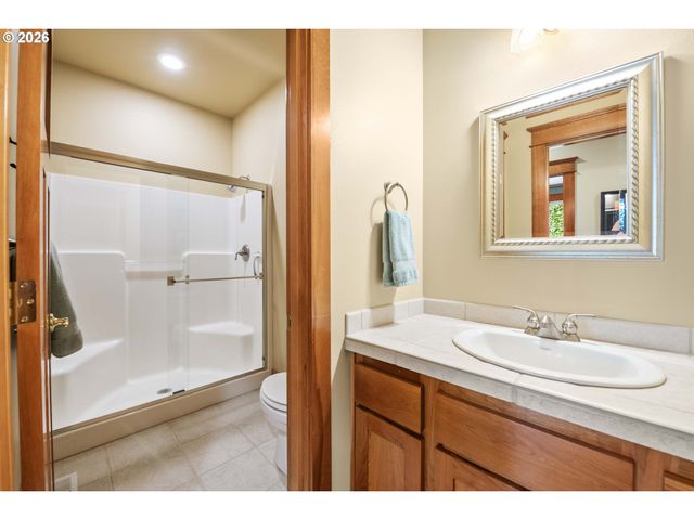 33302 NEACOXIE Ln, Warrenton, OR 97146