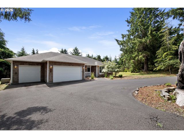 33302 NEACOXIE Ln, Warrenton, OR 97146