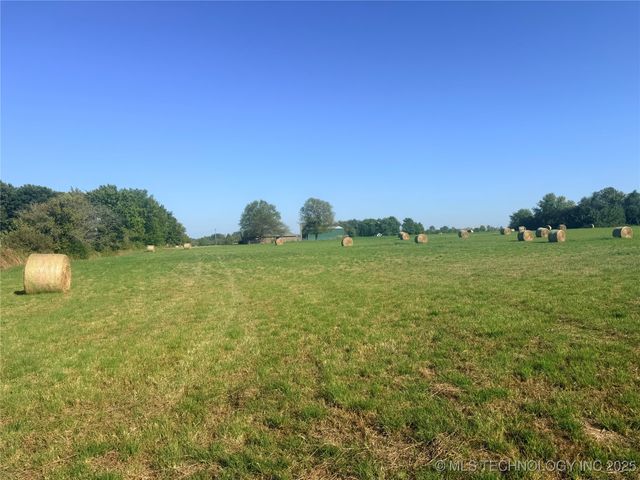 W Harris Road, Muskogee, OK 74403