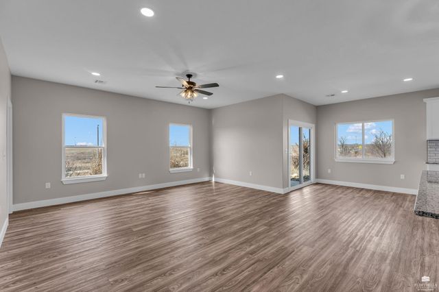 1530 Shoffner Dr., Junction City, KS 66441