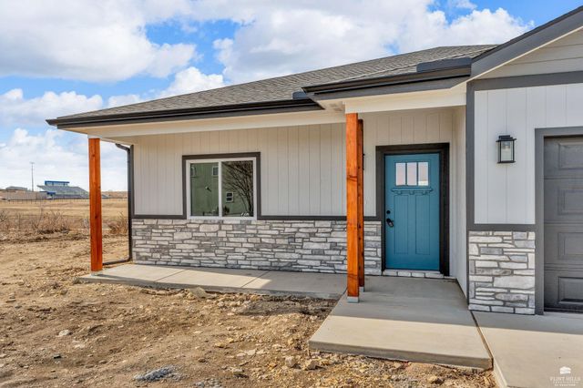 1530 Shoffner Dr., Junction City, KS 66441