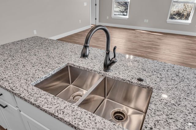 1530 Shoffner Dr., Junction City, KS 66441