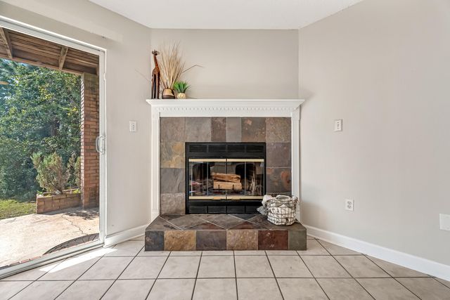 413 Emerald Pointe Drive, Mary Esther, FL 32569