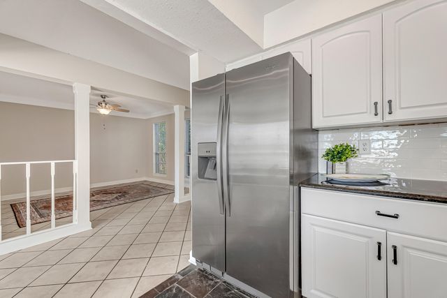 413 Emerald Pointe Drive, Mary Esther, FL 32569