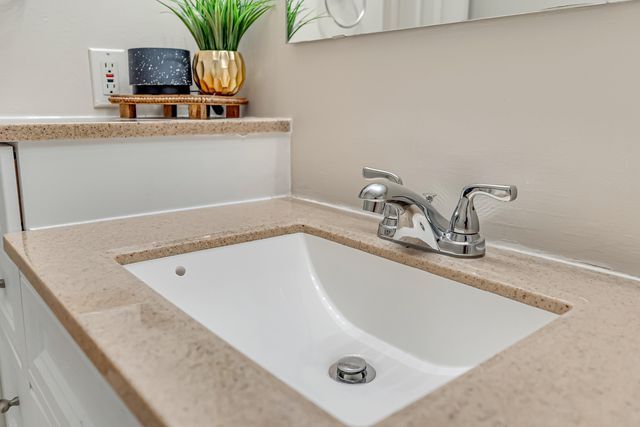 413 Emerald Pointe Drive, Mary Esther, FL 32569