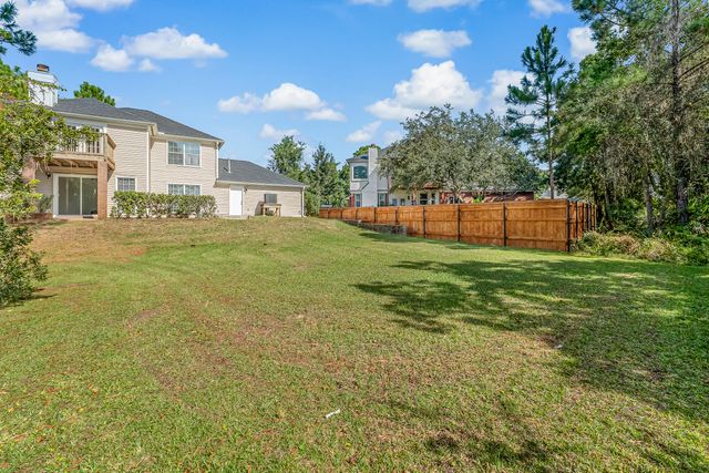 413 Emerald Pointe Drive, Mary Esther, FL 32569