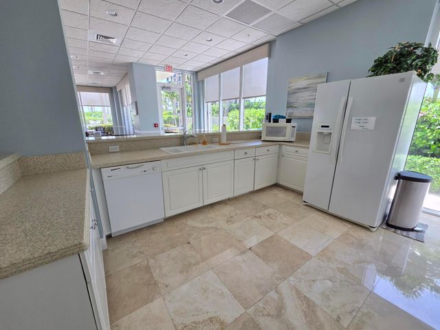 5049 N Highway A1a 602, Fort Pierce, FL 34949