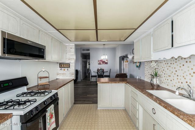 5729 E Hermosa Vista Drive, Mesa, AZ 85215