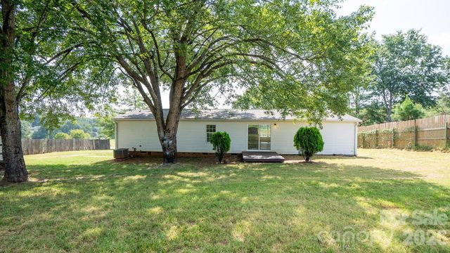 492 Bethlehem Road, Statesville, NC 28677