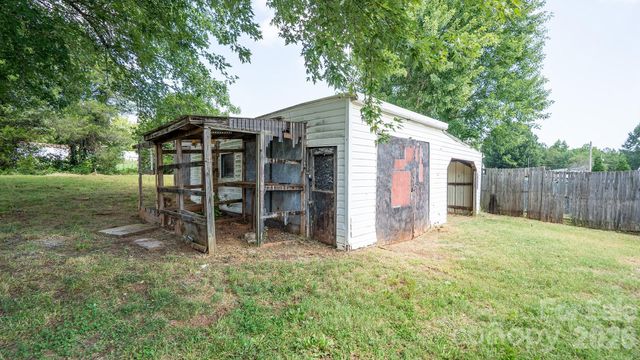 492 Bethlehem Road, Statesville, NC 28677