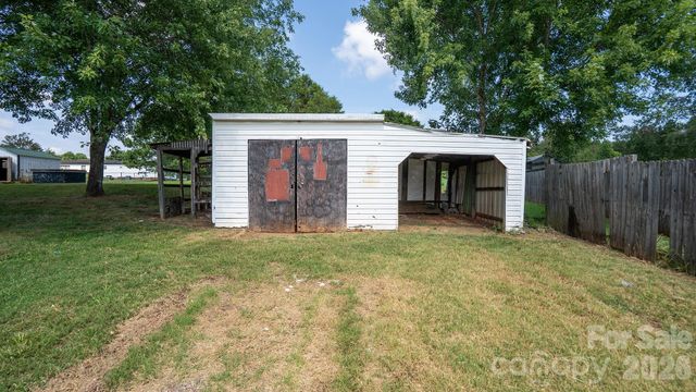 492 Bethlehem Road, Statesville, NC 28677
