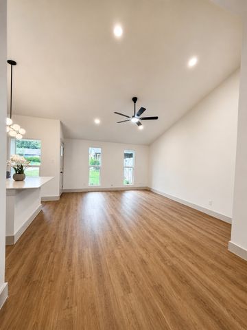 441 Jones Street, Cedar Hill, TX 75104