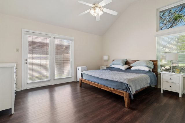 924 Mccoy Drive, Irving, TX 75062