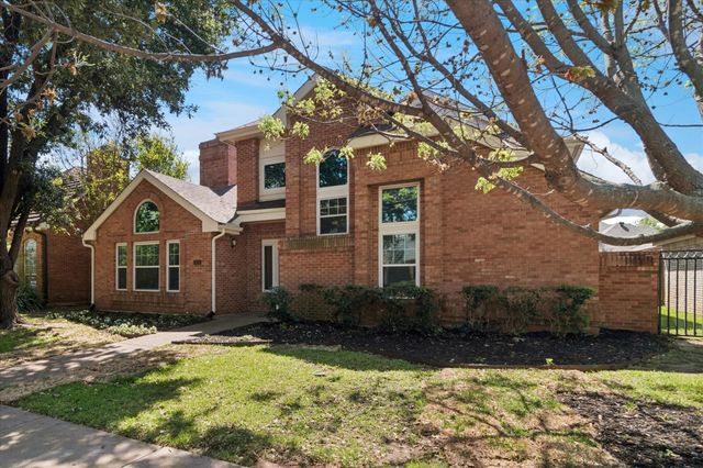 924 Mccoy Drive, Irving, TX 75062