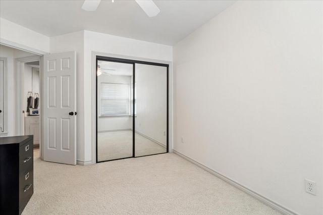 924 Mccoy Drive, Irving, TX 75062