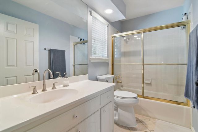 924 Mccoy Drive, Irving, TX 75062