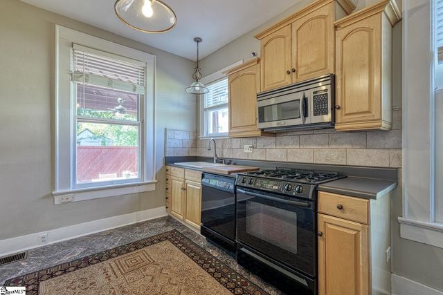 120 Connecticut Avenue, Spartanburg, SC 29306