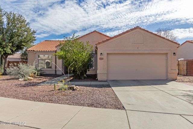 9544 N Crestone Drive, Tucson, AZ 85742