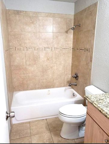 2752 Meadow Isle Lane, Dallas, TX 75237